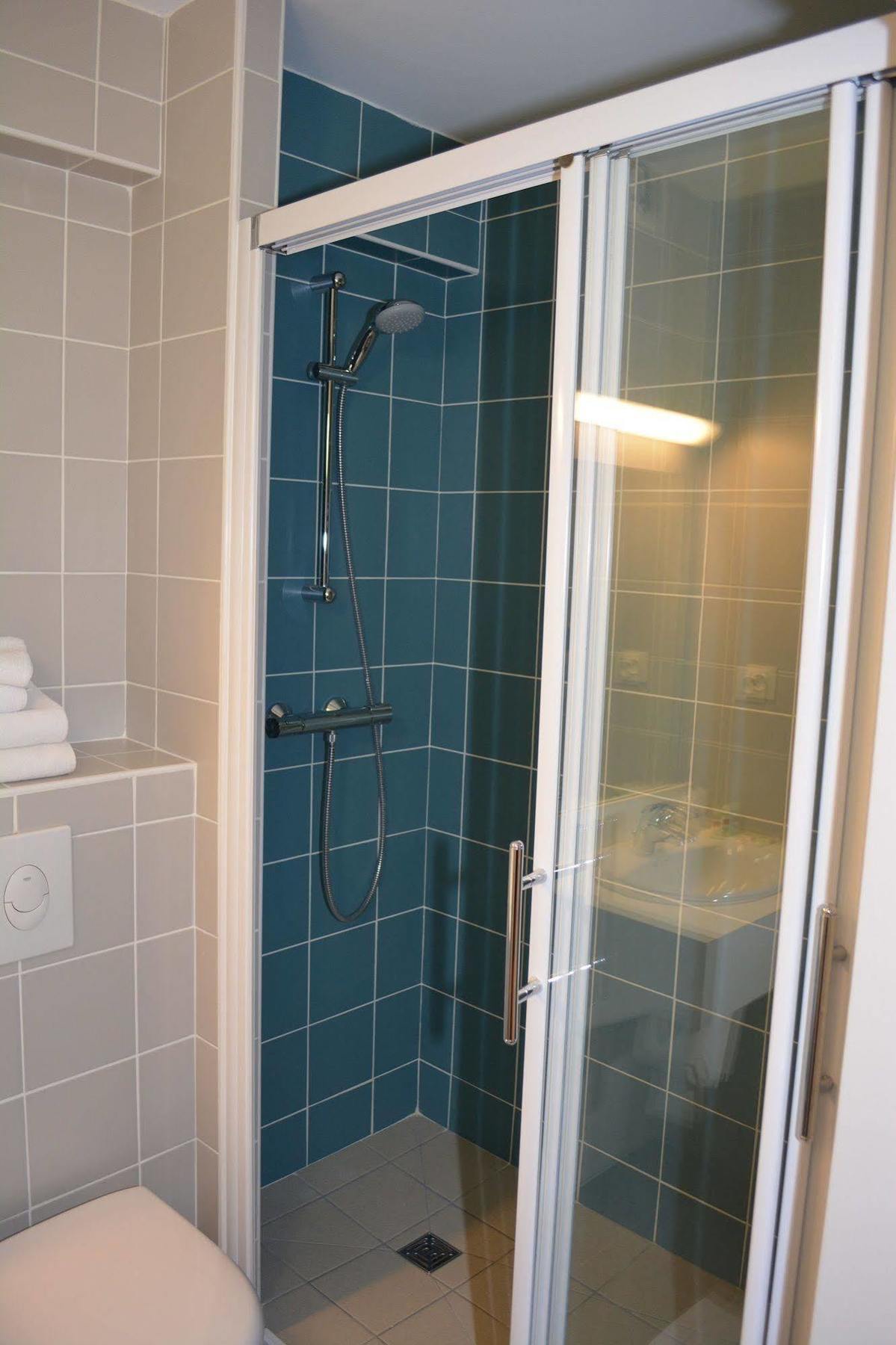 Hotel Le Lyon Bron Eksteriør billede